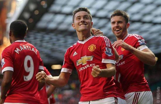 建立了坚实 建立了坚实